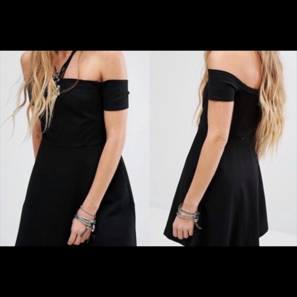 Free People Black NWOT off the shoulder dress